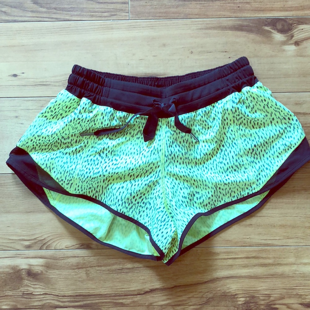Lululemon Hotty Hot Short